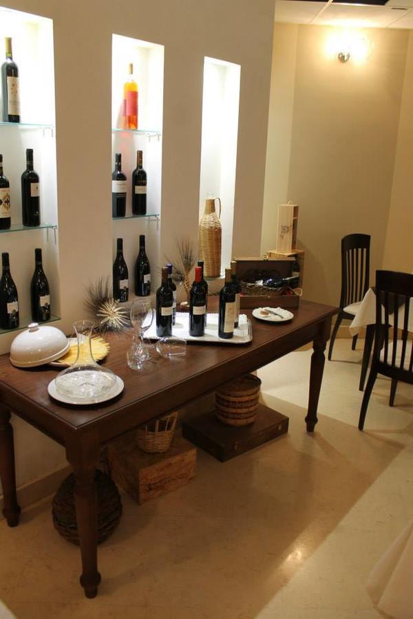 Hotel Agri Resort "Agora" Castelluccio dei Sauri ภายนอก รูปภาพ